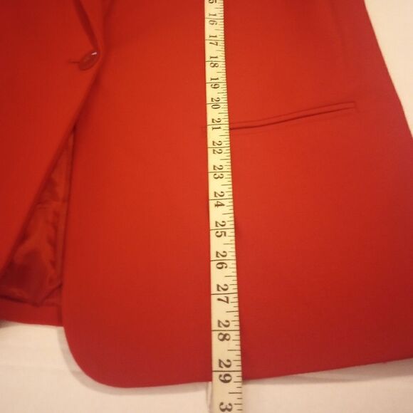 Sag Harbor single breasted wool blazer with front pockets - Picture 6 of 9